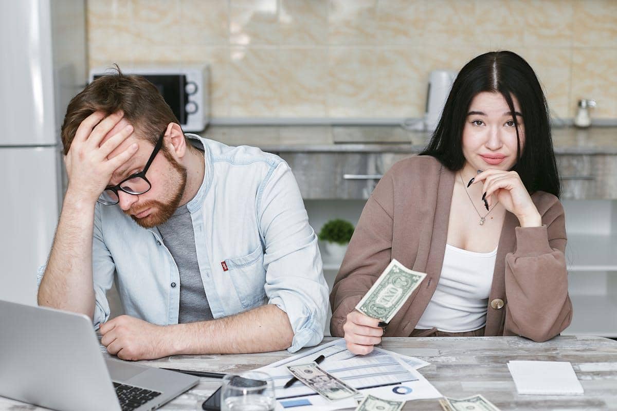 ilustrasi mengapa bikin catatan keuangan harian itu penting