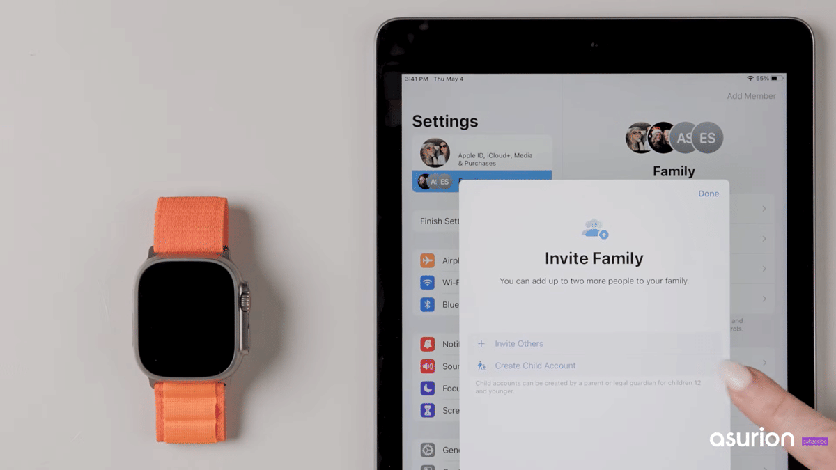 ilustrasi menambahkan Apple Watch ke Familiy Sharing