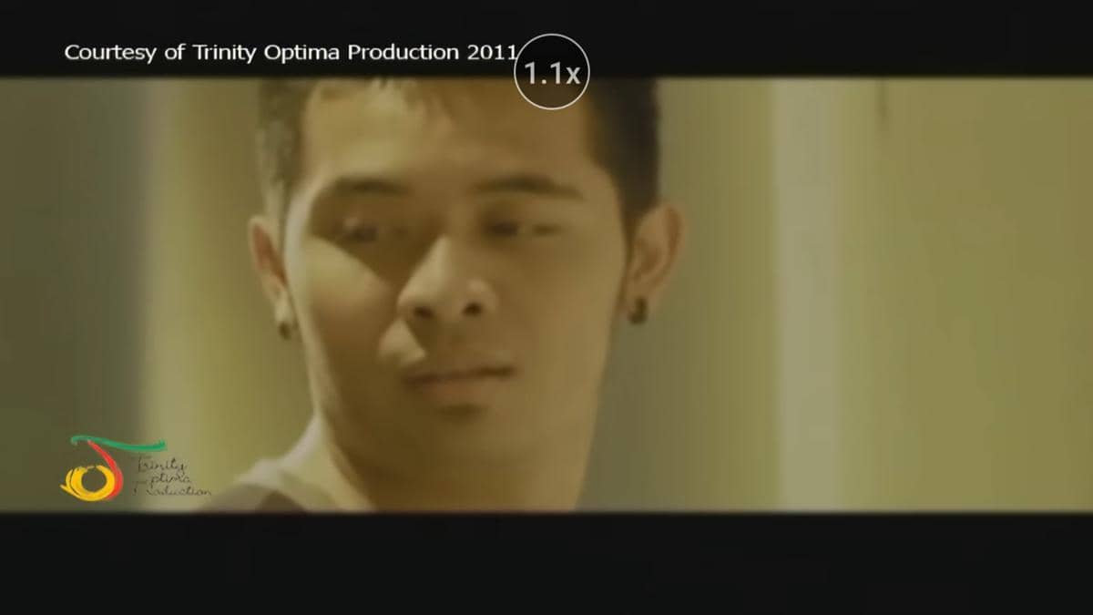 cuplikan video klip "Ay" 