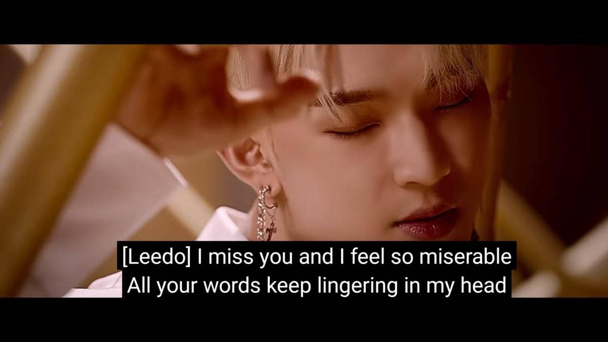 cuplikan MV "To Be or Not To Be"