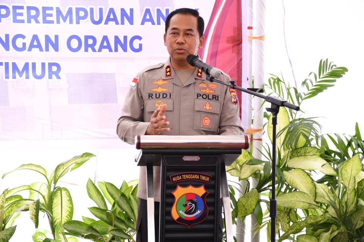 Kapolda NTT Rudi Darmoko.