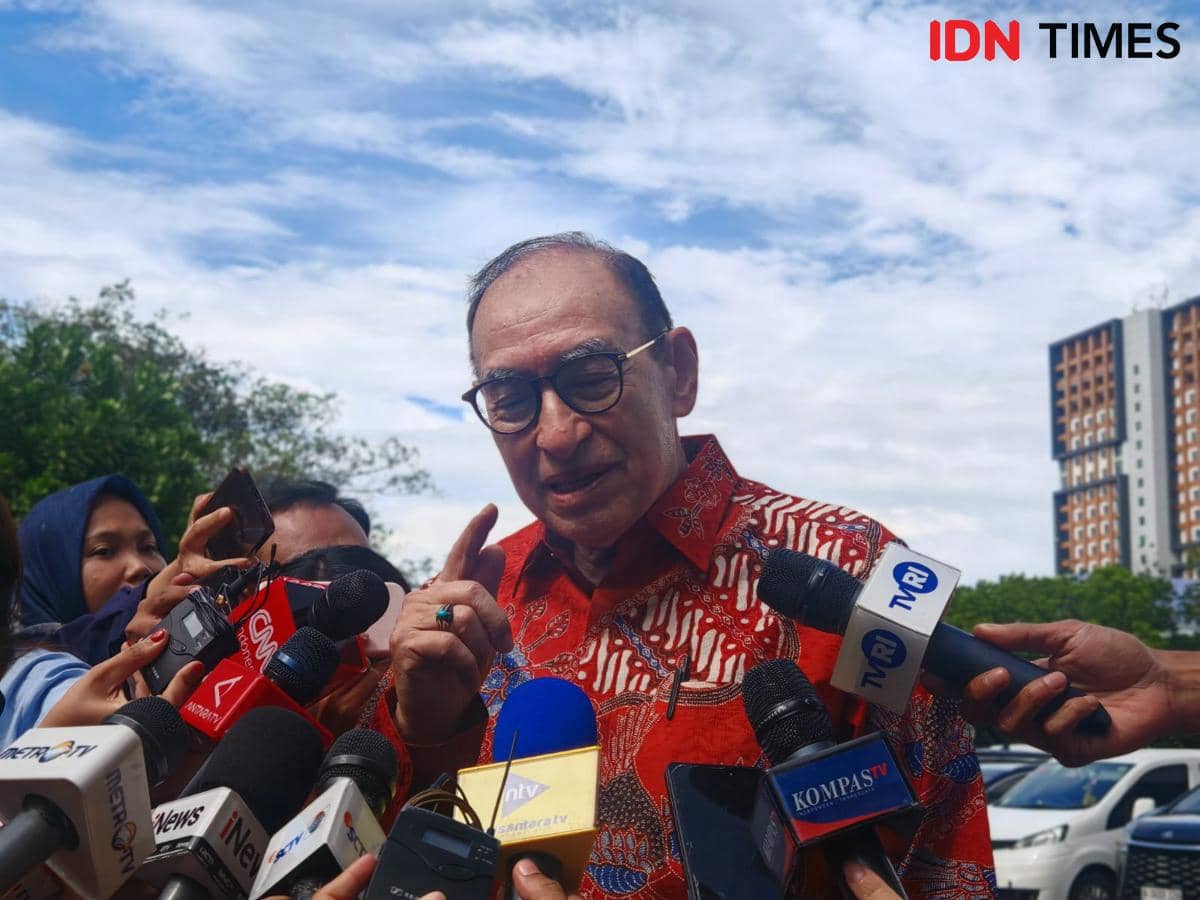 Mantan Menteri Luar Negeri, Alwi Shihab. 