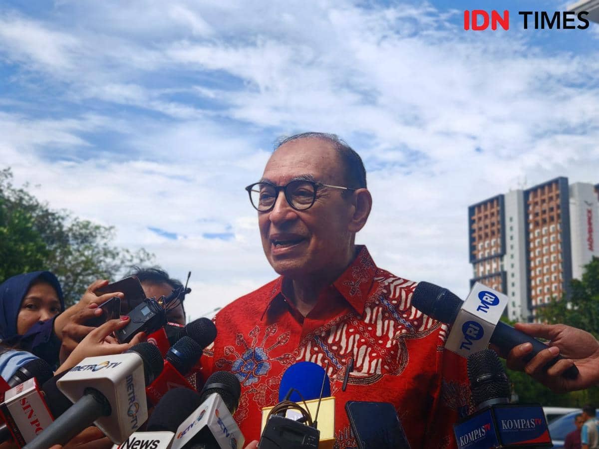 Mantan Menteri Luar Negeri, Alwi Shihab. 