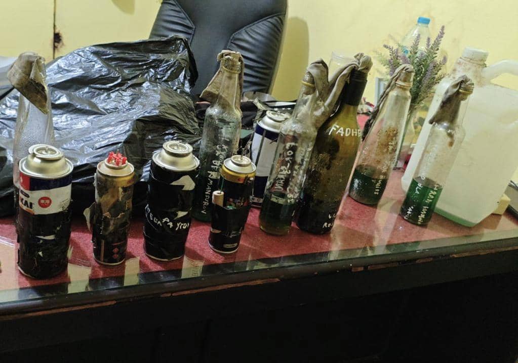 Barang bukti dari siswa diduga lempar bom molotov di sekolah Kalimantan Barat