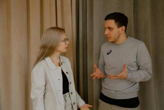 Ilustrasi pasangan bertengkar