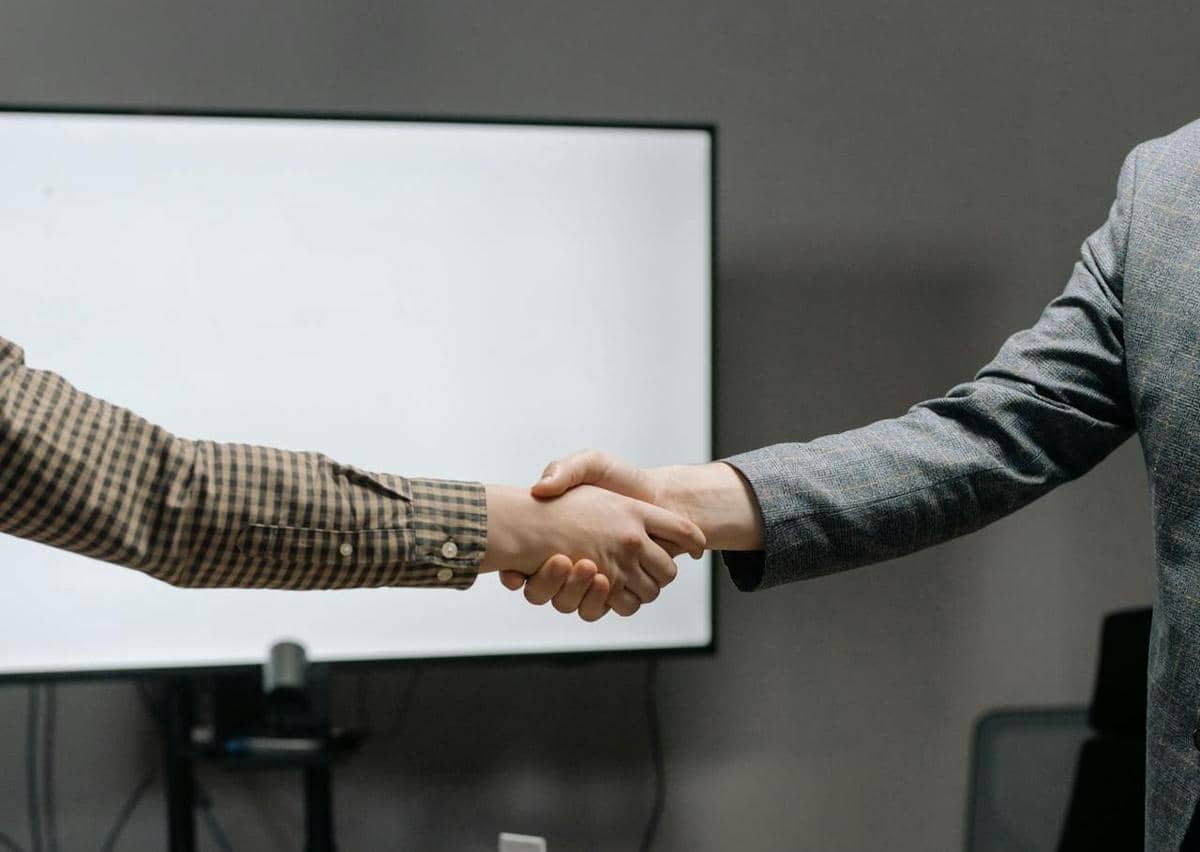 Petronas Kerja Sama dengan QatarEnergy buat Genjot Produksi LNG