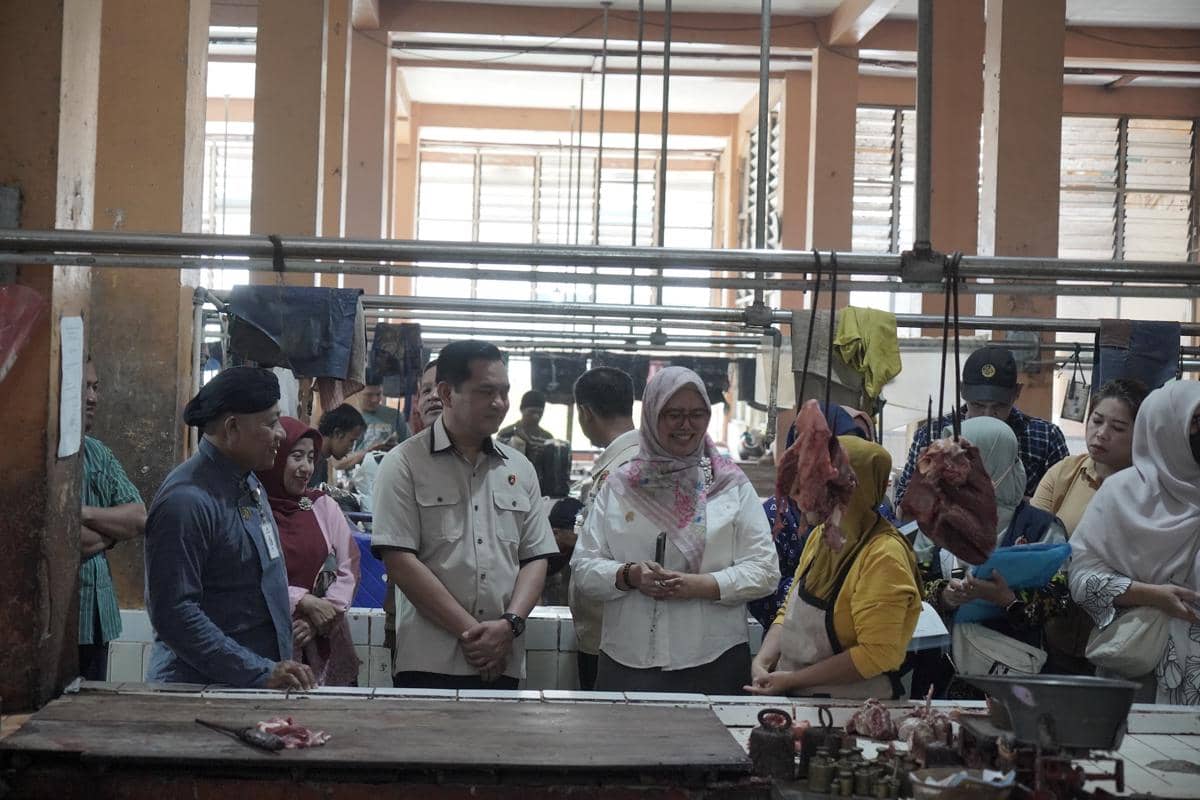 Pemantauan ketersediaan dan harga pangan di Pasar Beringharjo Yogyakarta, Kamis (5/2/2026). (Dok. Istimewa)