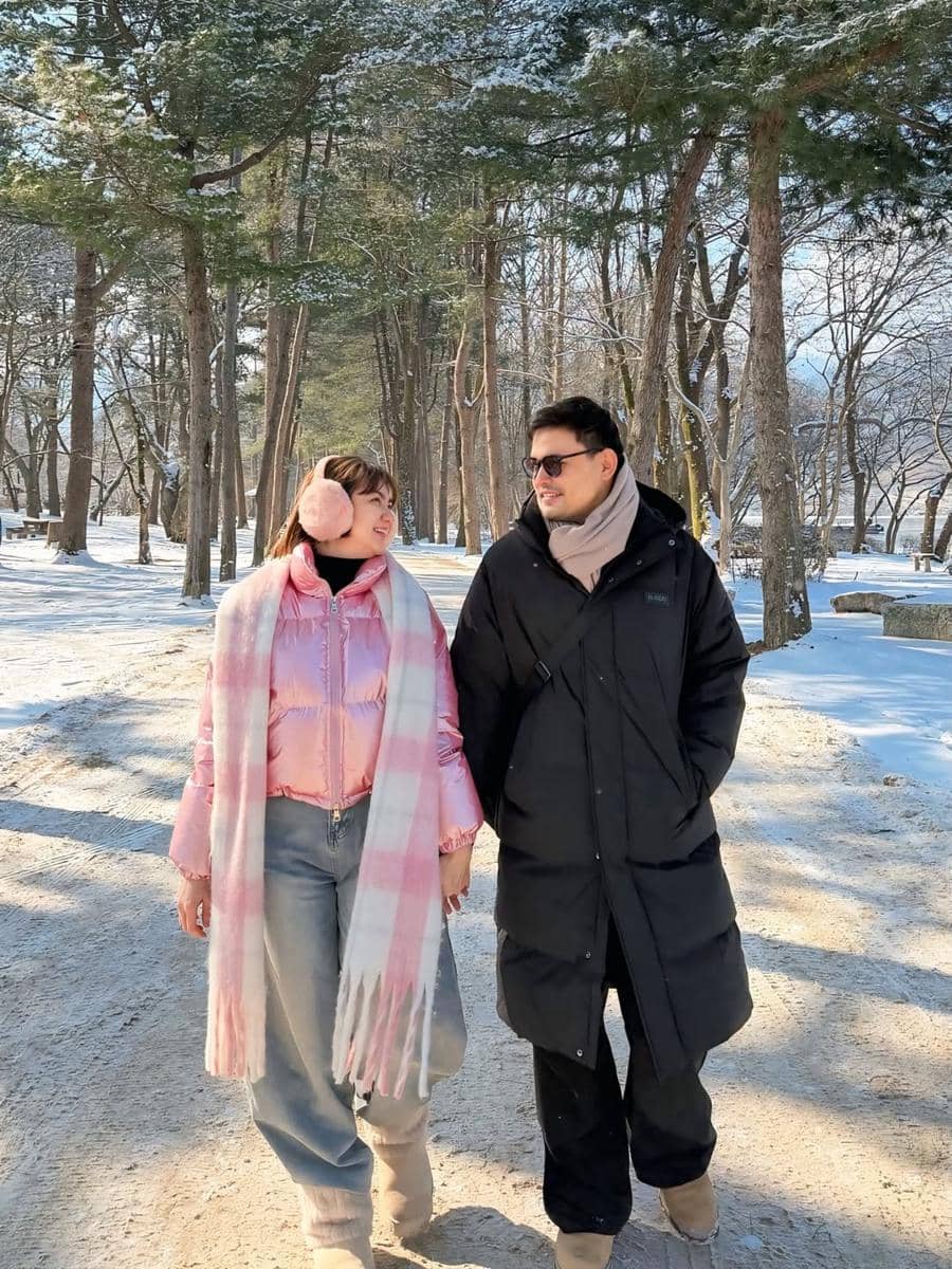 Alessia Cestaro main salju di Nami Island