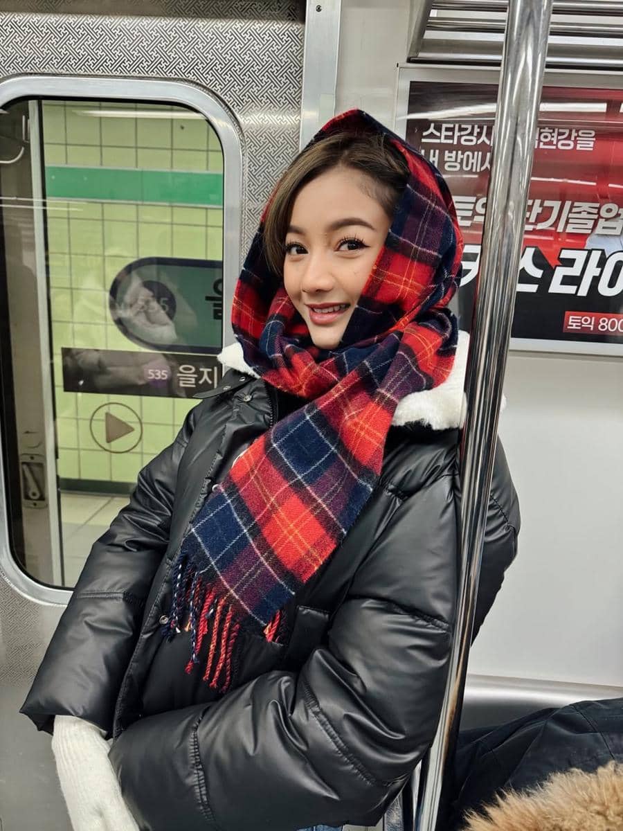 Glenca Chysara jalan-jalan di Seoul