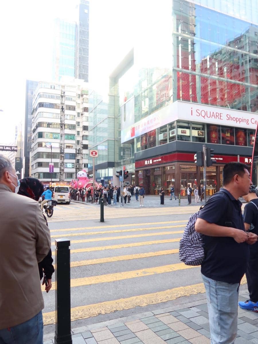 Sarah Keihl liburan ke Hong Kong bareng sahabat