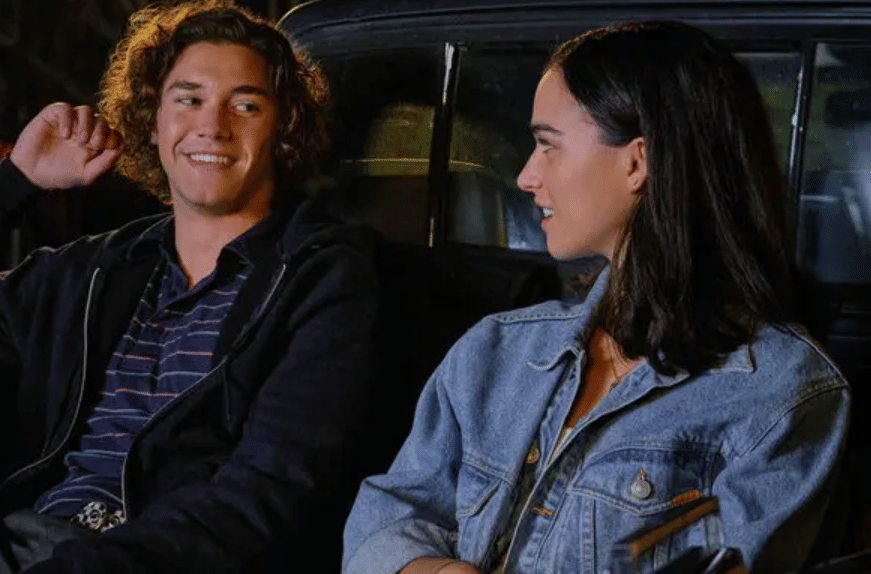 cuplikan film Along for the Ride