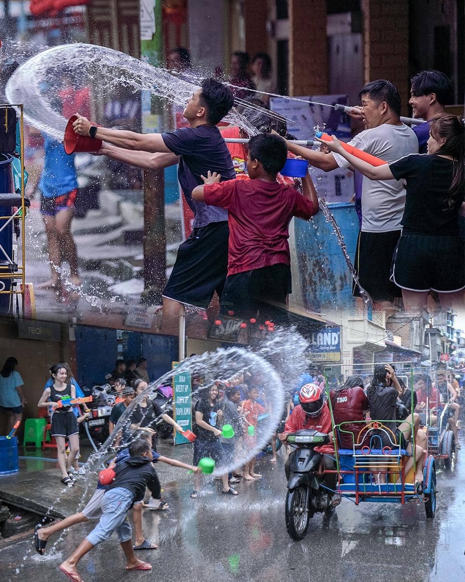 saling siram air dalam Festival Perang Air di Selatpanjang 