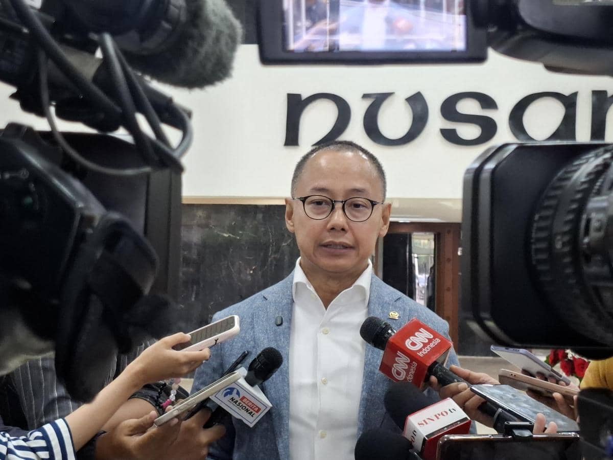 Waketum PAN Eddy Soeparno mendukung Prabowo-Zulhas di Pilpres 2029. (IDN Times/Amir Faisol).