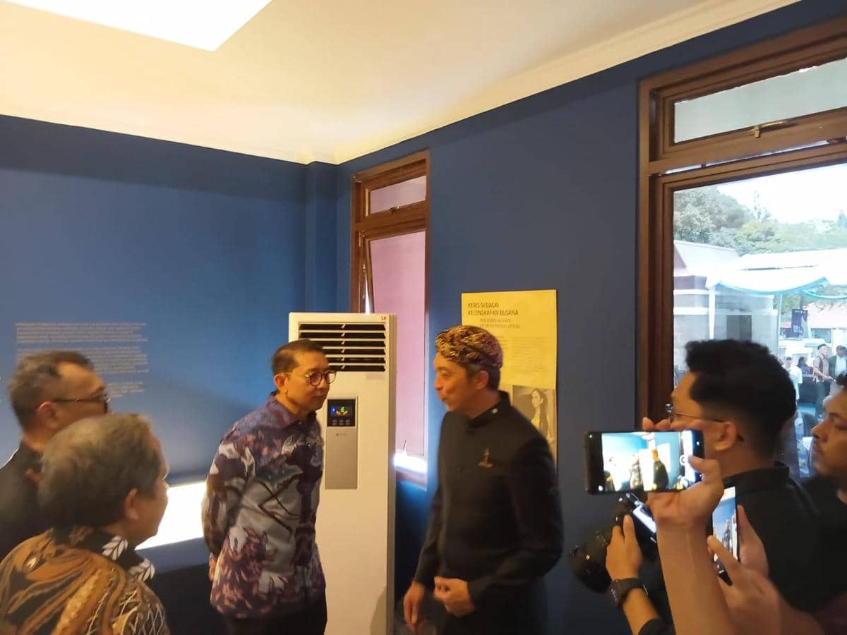 Fadli Zon Buka Pameran 60 Koleksi Benda Bersejarah di Museum Pajajaran