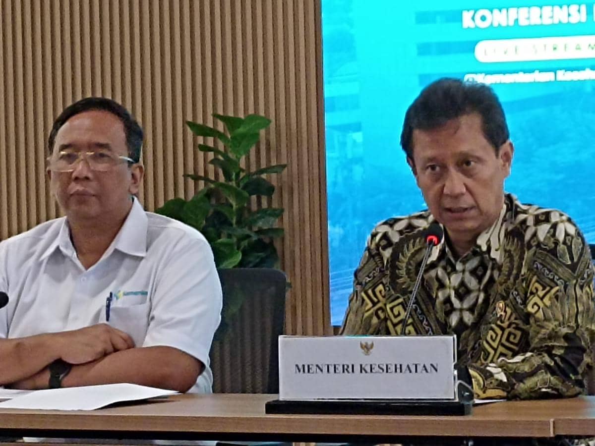 Menteri Kesehatan (Menkes), Budi Gunadi Sadikin dalam konferensi pers update PHTC Pembangunan RS di Gedung Kemenkes.