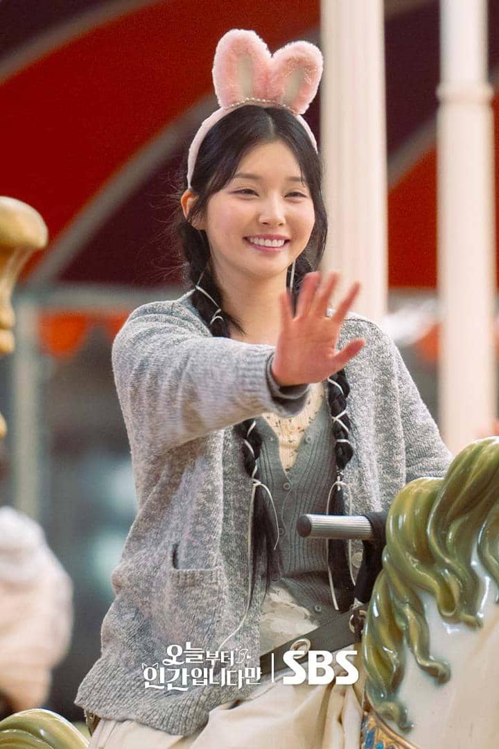 still cuts No Tail To Tell 