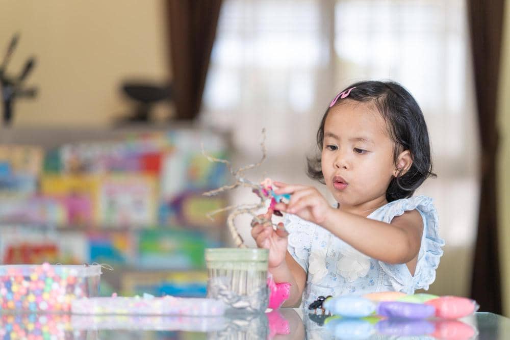 Seorang anak yang kreatif