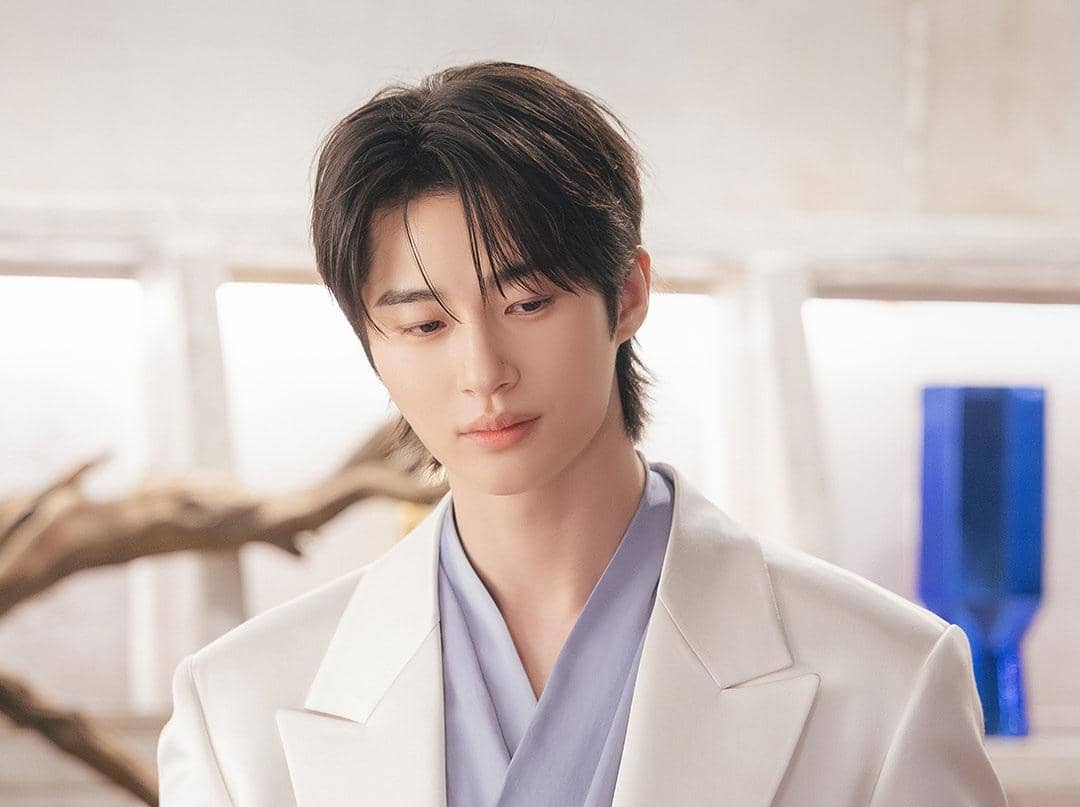 still cut drama Korea Perfect Crown