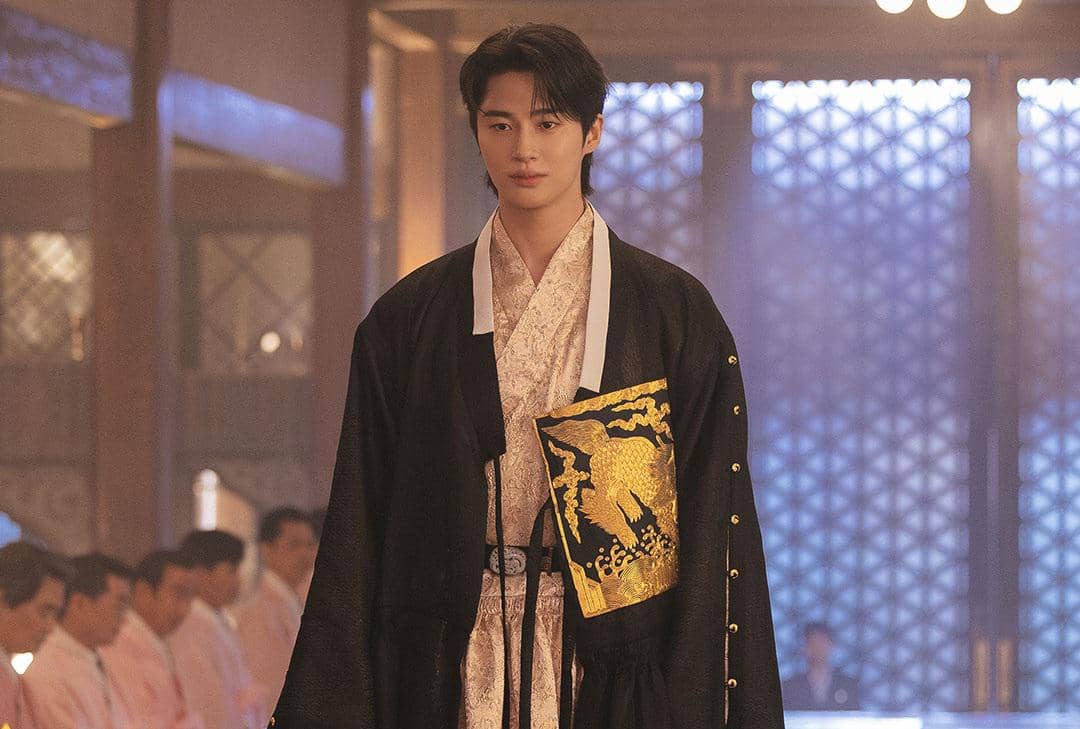 still cut drama Korea Perfect Crown