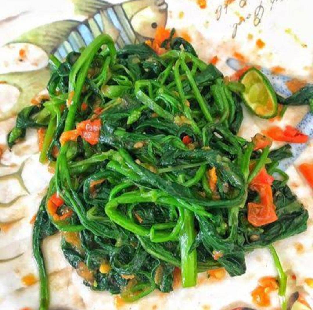 Pelecing gunde atau pelecing gondo