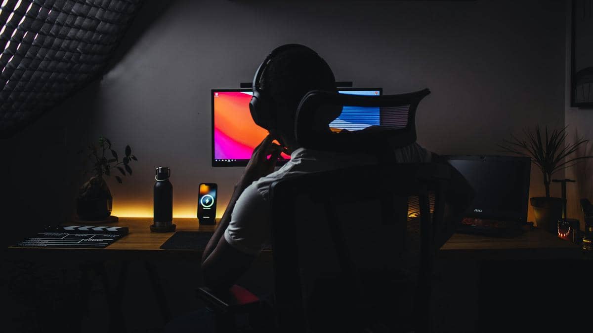 ilustrasi ui ux designer