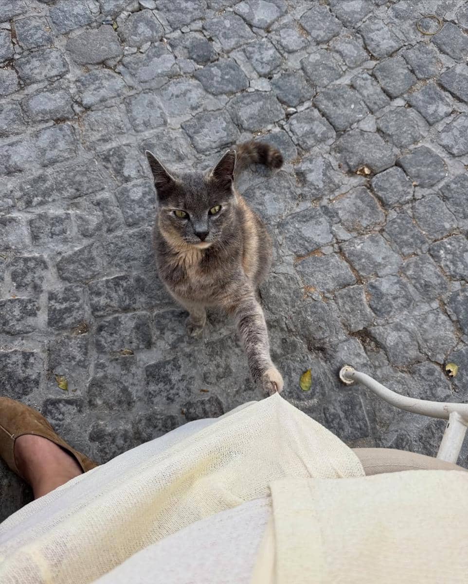 Yasmin Napper saat liburan ke Alaçatı