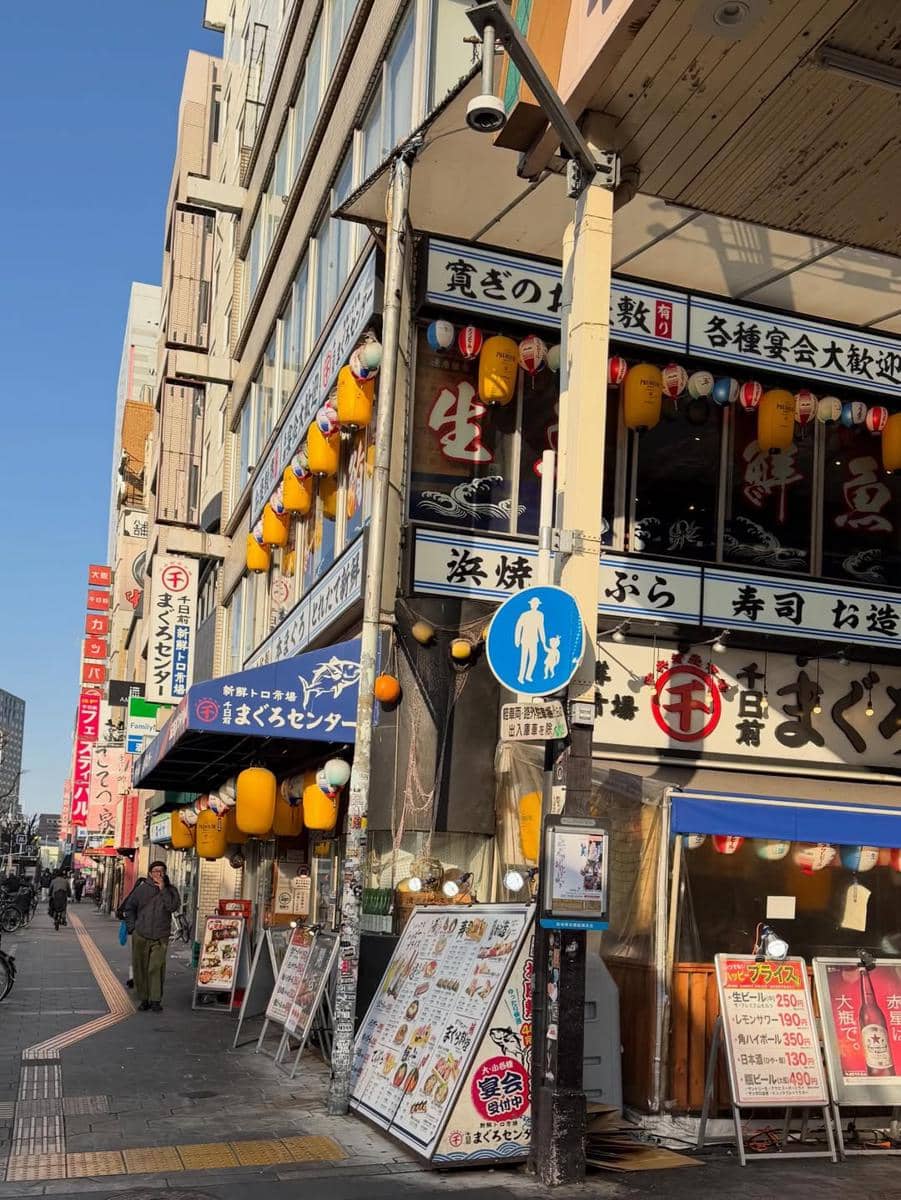 Chika Jessica jalan-jalan di Dotonburi