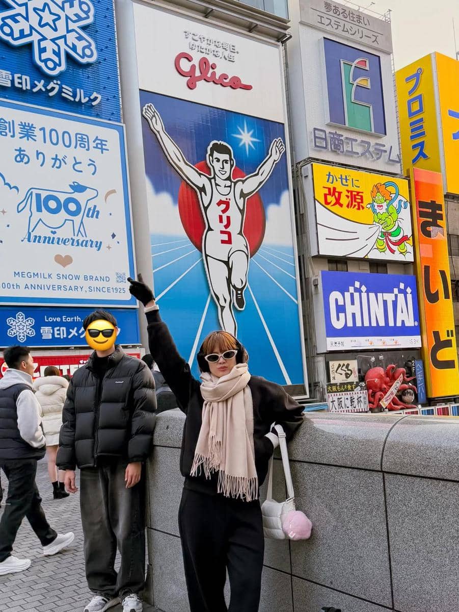 Chika Jessica jalan-jalan di Dotonburi