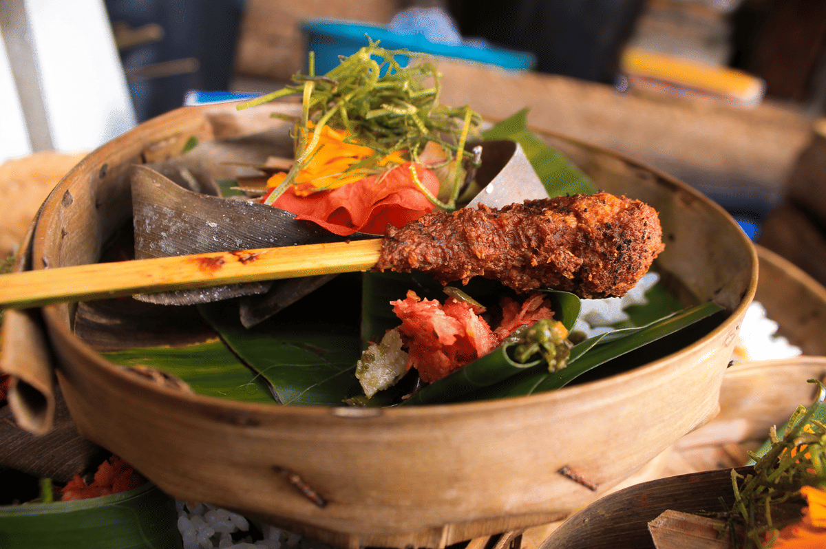 ilustrasi sate lilit