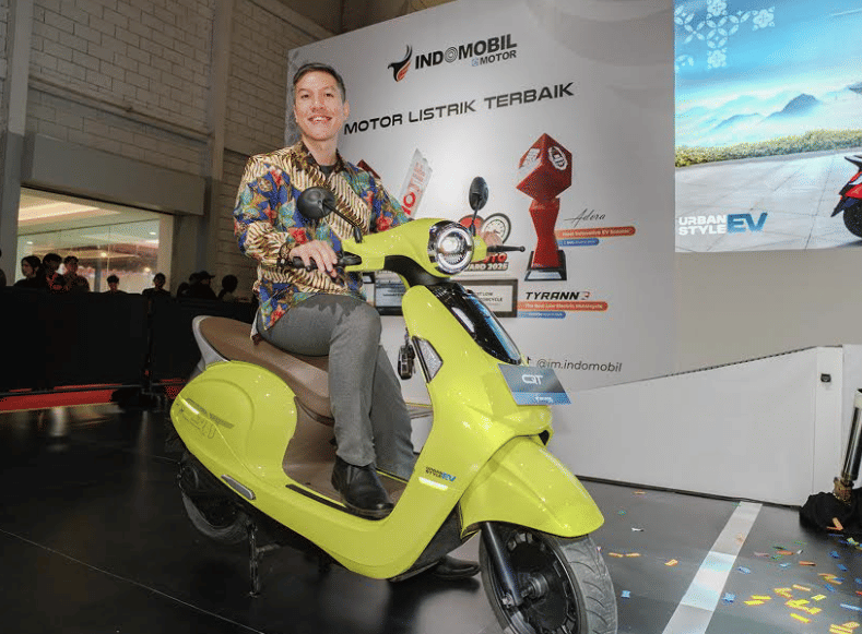 Indomobil Luncurkan Motor Listrik QT dan QT Pro di IIMS 2026