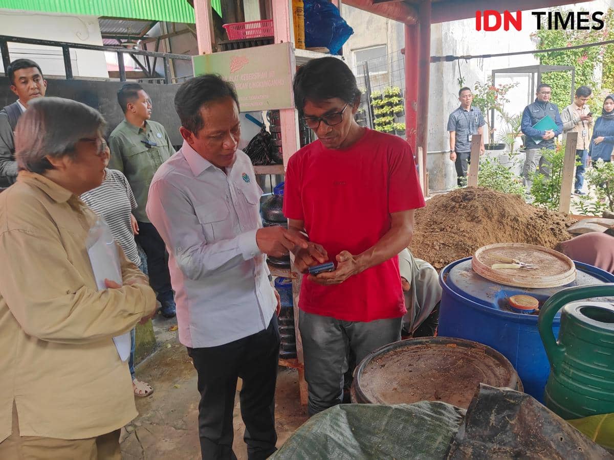 Menteri Lingkungan Hidup, Hanif Faisol Nurofiq.