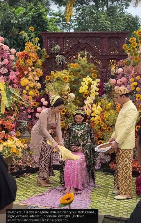 Tasyakuran Tujuh Bulan Kehamilan Alyssa Daguise (instagram.com/alyssadaguise)