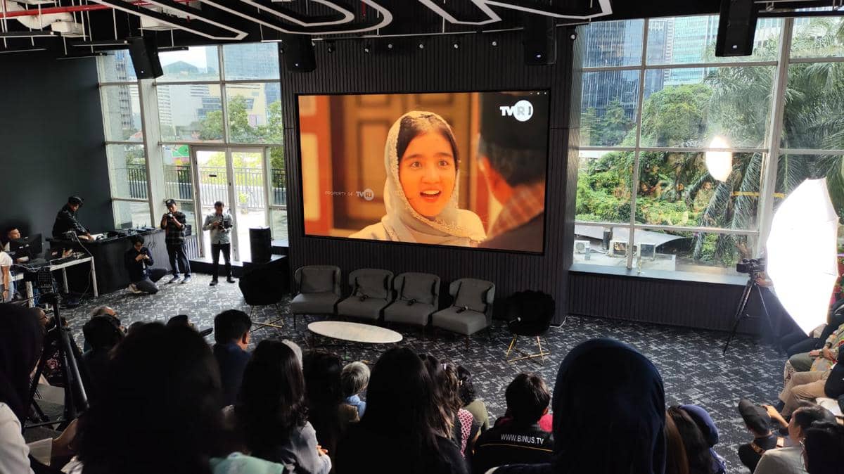 Pemutaran dokumenter Roehana Koeddoes dalam acara diskusi bertajuk "3 Wajah Roehana Koeddoes: Pahlawan Nasional, Jurnalis Perempuan Pertama di Indonesia" di IDN HQ, Jakarta Selatan.