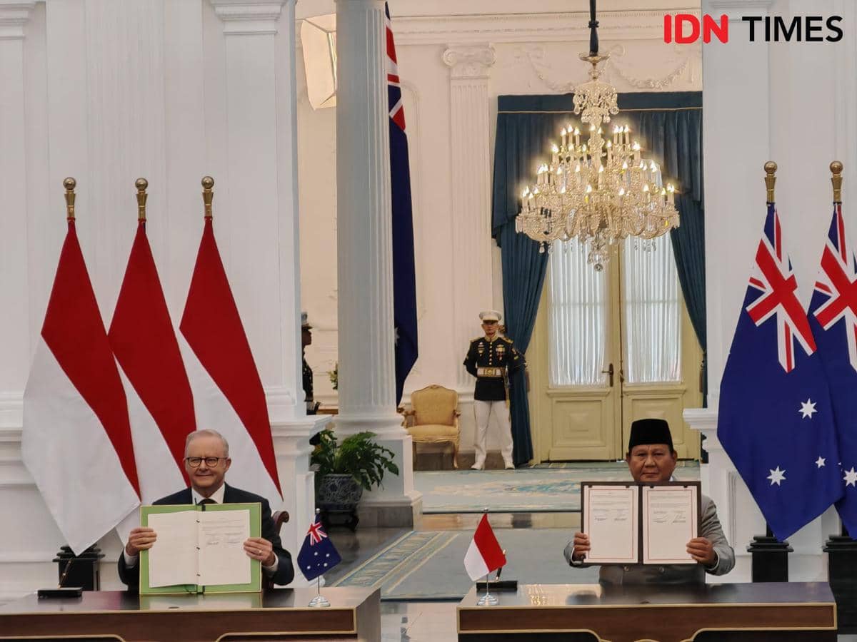 Presiden Prabowo Subianto bersama Perdana Menteri Australia, Anthony Albanese menandatangani perjanjian kerja sama di Istana Merdeka.