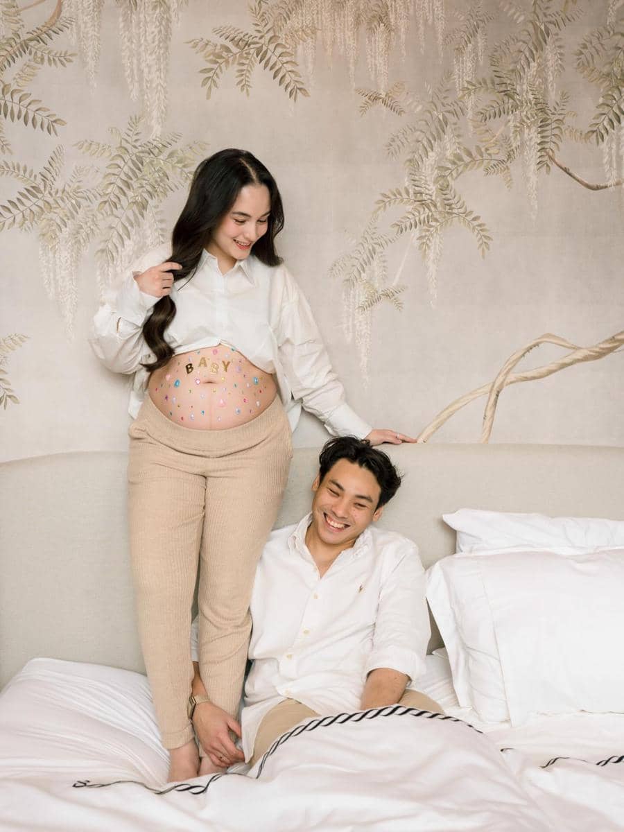 Chelsea Islan Umumkan Kehamilan