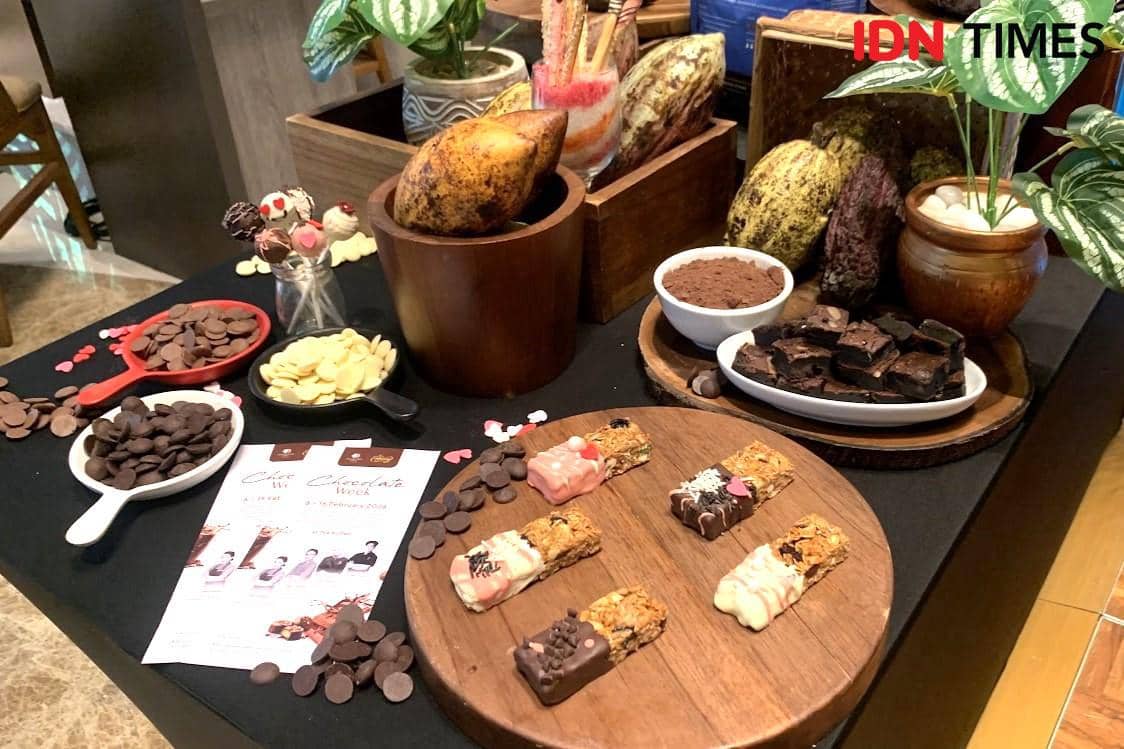 Beragam olahan cokelat yang dihadirkan dalam acara Chocolate Week 2026 di DoubleTree by Hilton Surabaya 