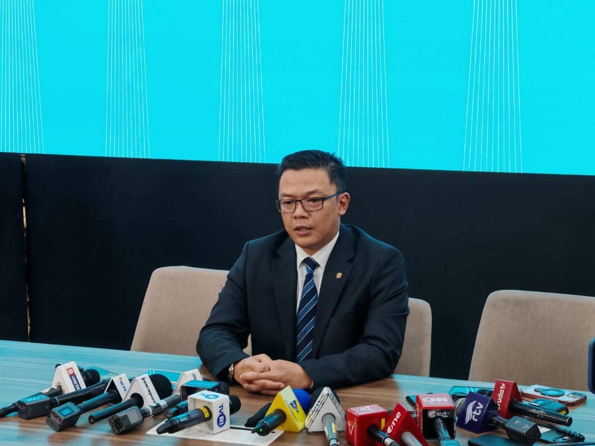 Menteri Luar Negeri, Sugiono. 