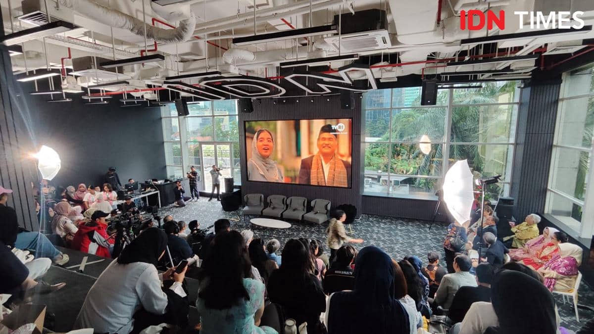 Pemutaran dokumenter Roehana Koeddoes dalam acara diskusi bertajuk "3 Wajah Roehana Koeddoes: Pahlawan Nasional, Jurnalis Perempuan Pertama di Indonesia" di IDN HQ, Jakarta Selatan.