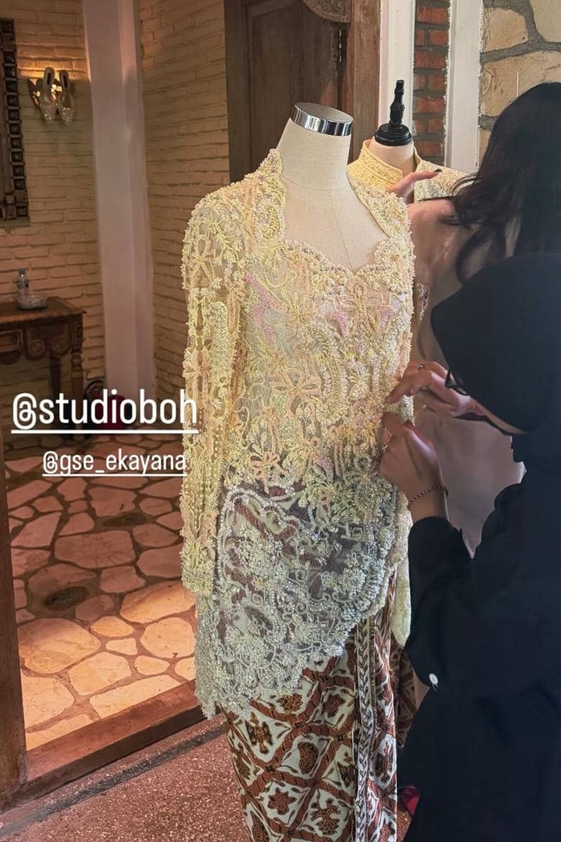 Tasyakuran kehamilan Alyssa Daguise