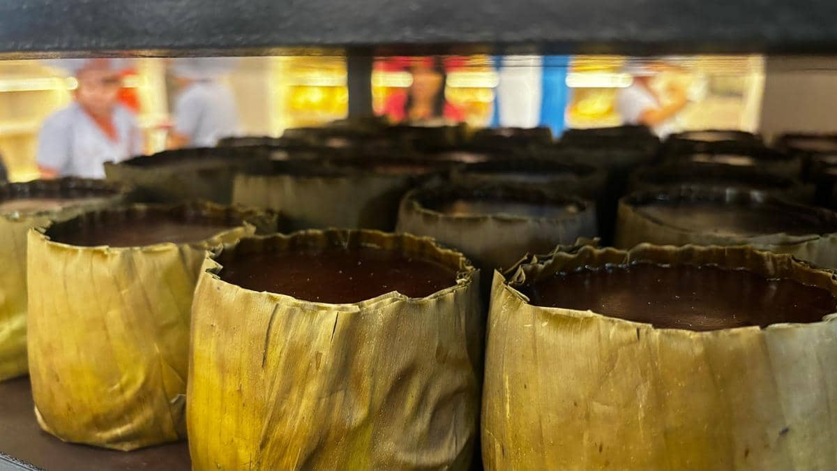 Proses Pembuatan Kue Bakul di Toko Kue Phin Phin Jalan Dewa Ruci Medan (Mangara Wahyudi)