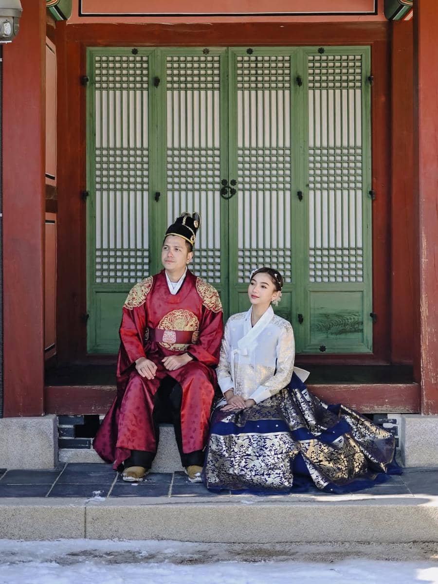 Photoshoot Glenca Chysara dan Rendi Jhon dengan hanbok