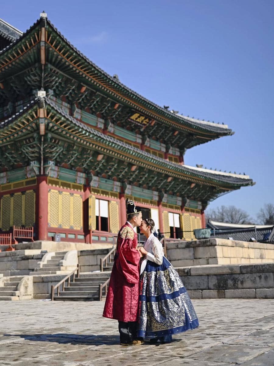 Photoshoot Glenca Chysara dan Rendi Jhon dengan hanbok