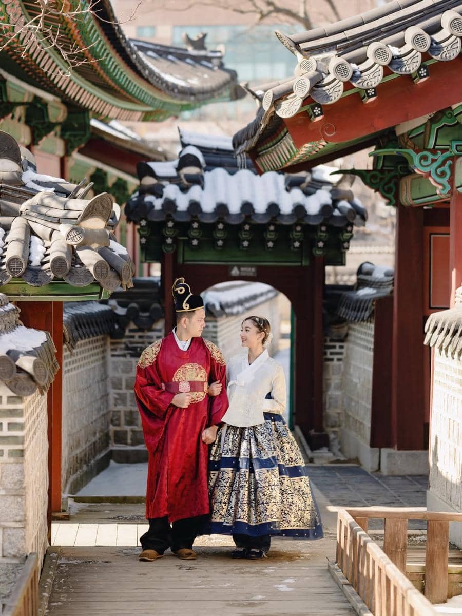 Photoshoot Glenca Chysara dan Rendi Jhon dengan hanbok