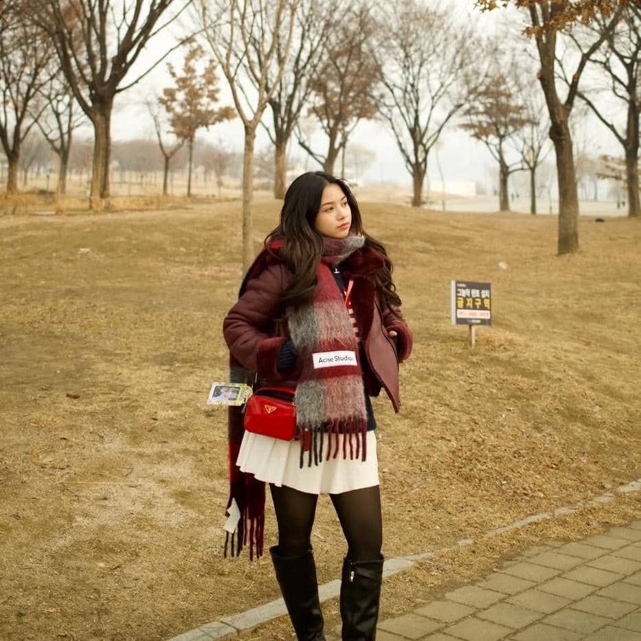 Inspirasi OOTD ala Diva Azzura