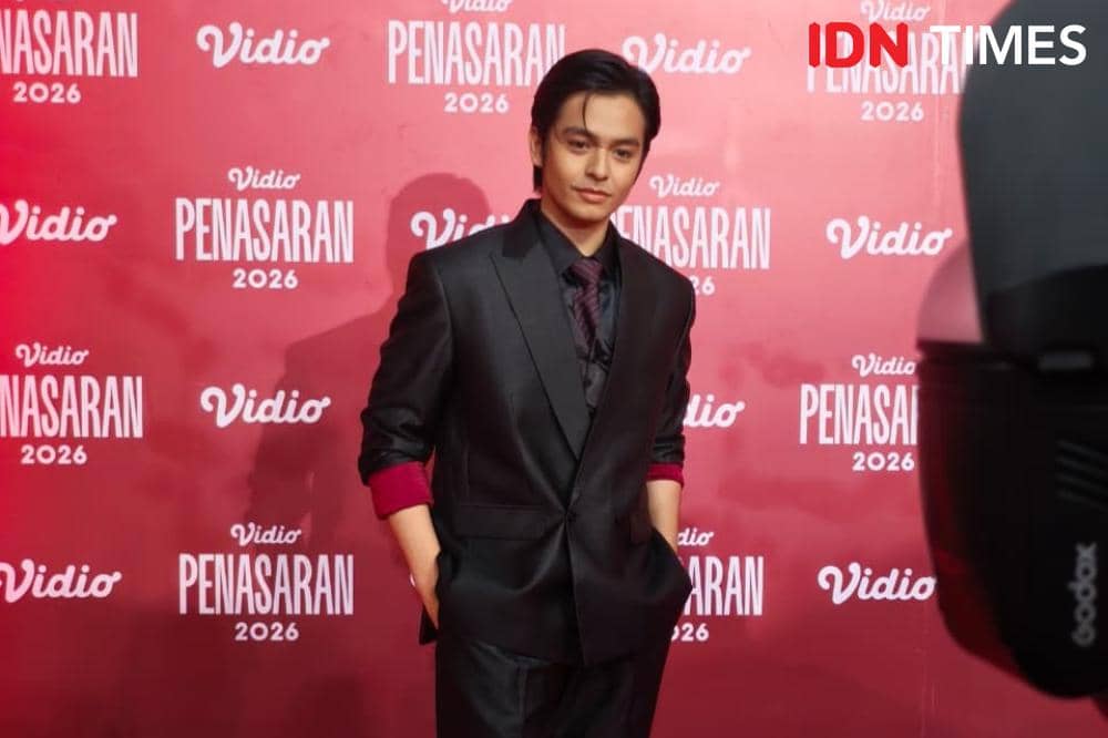 Potret Angga Yunanda di red carpet Vidio Penasaran 2026, Jumat (6/2/2026)