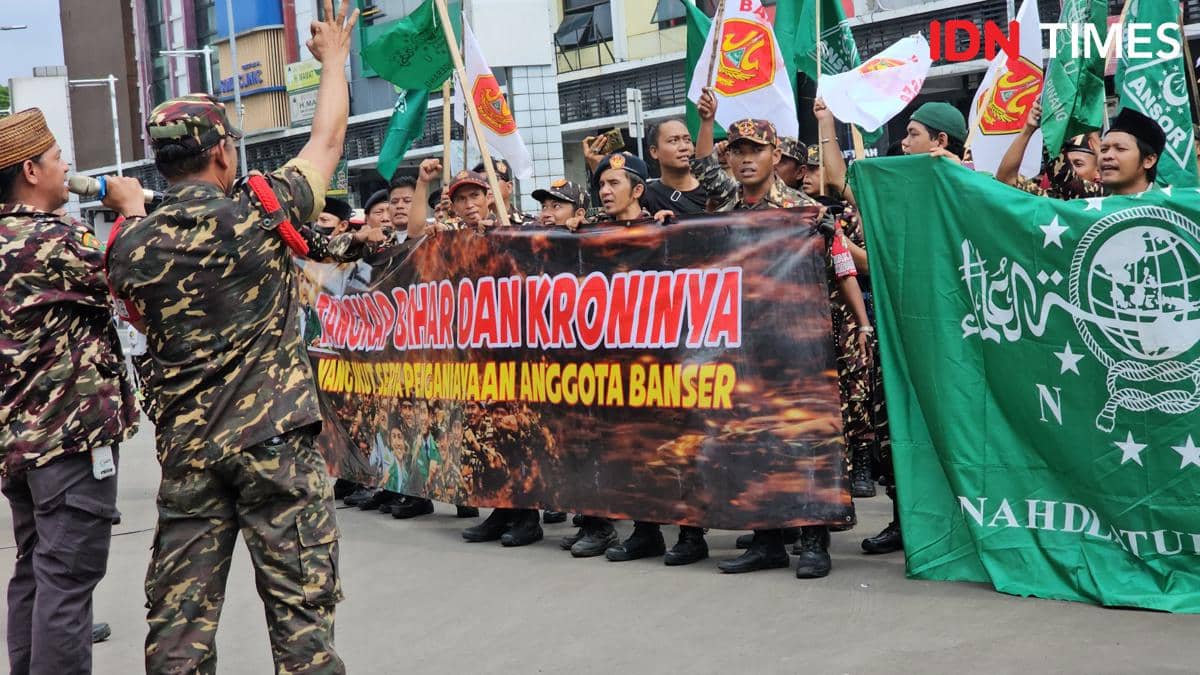 Ratusan kader Ansor lakukan aksi demo di Mapolres Metro Tangerang Kota