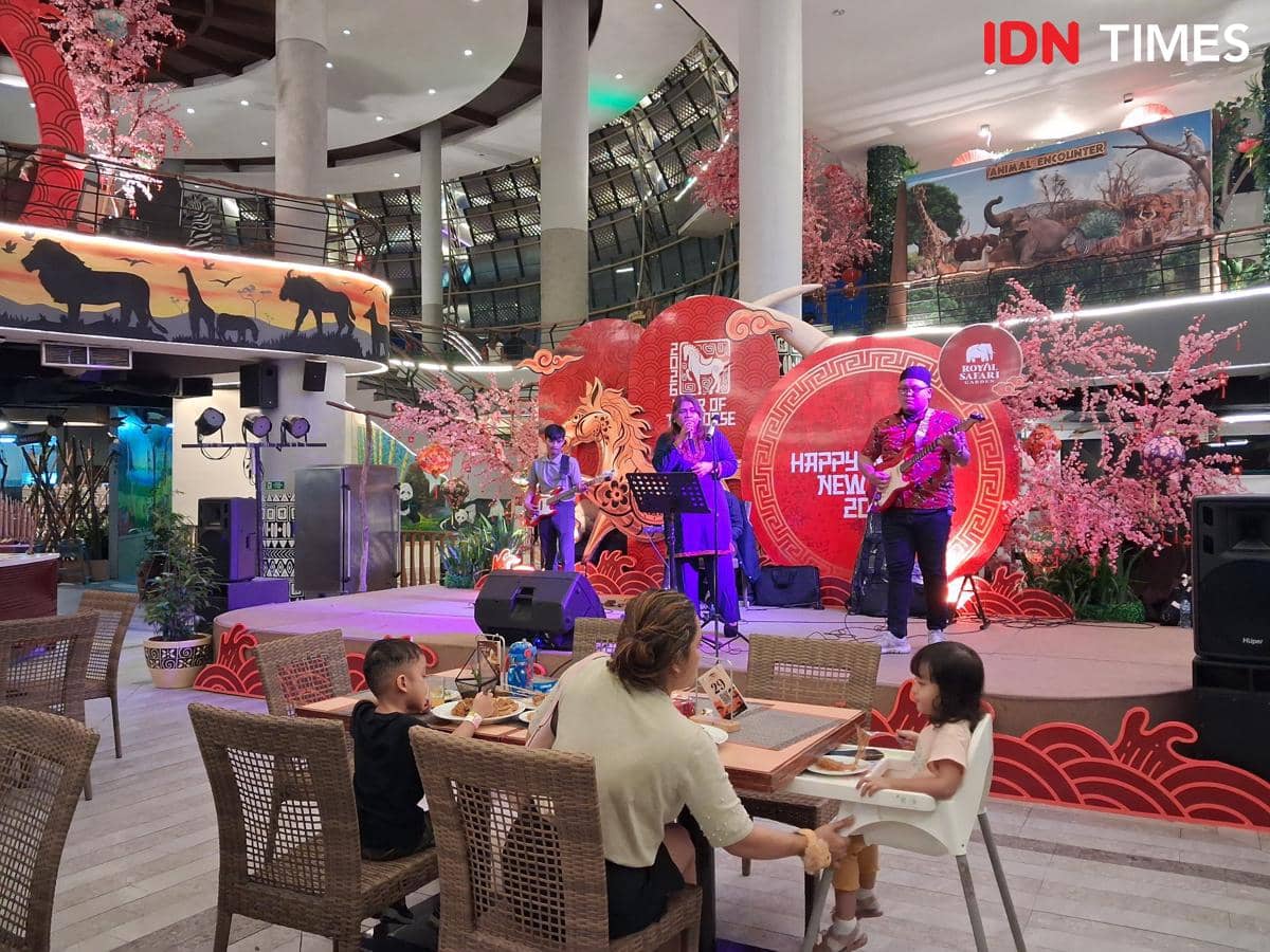 Restoran Royal Sadari Puncak.jpg