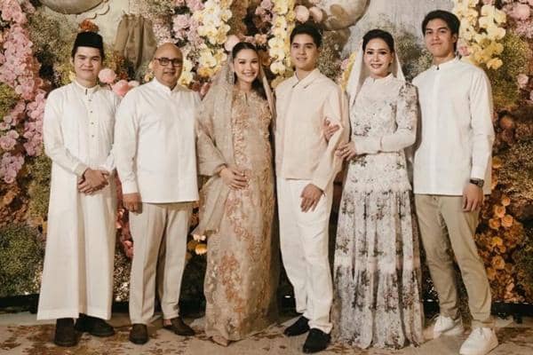 Keluarga di Tujuh Bulanan Kehamilan Alyssa Daguise (instagram.com/alyssadaguise)