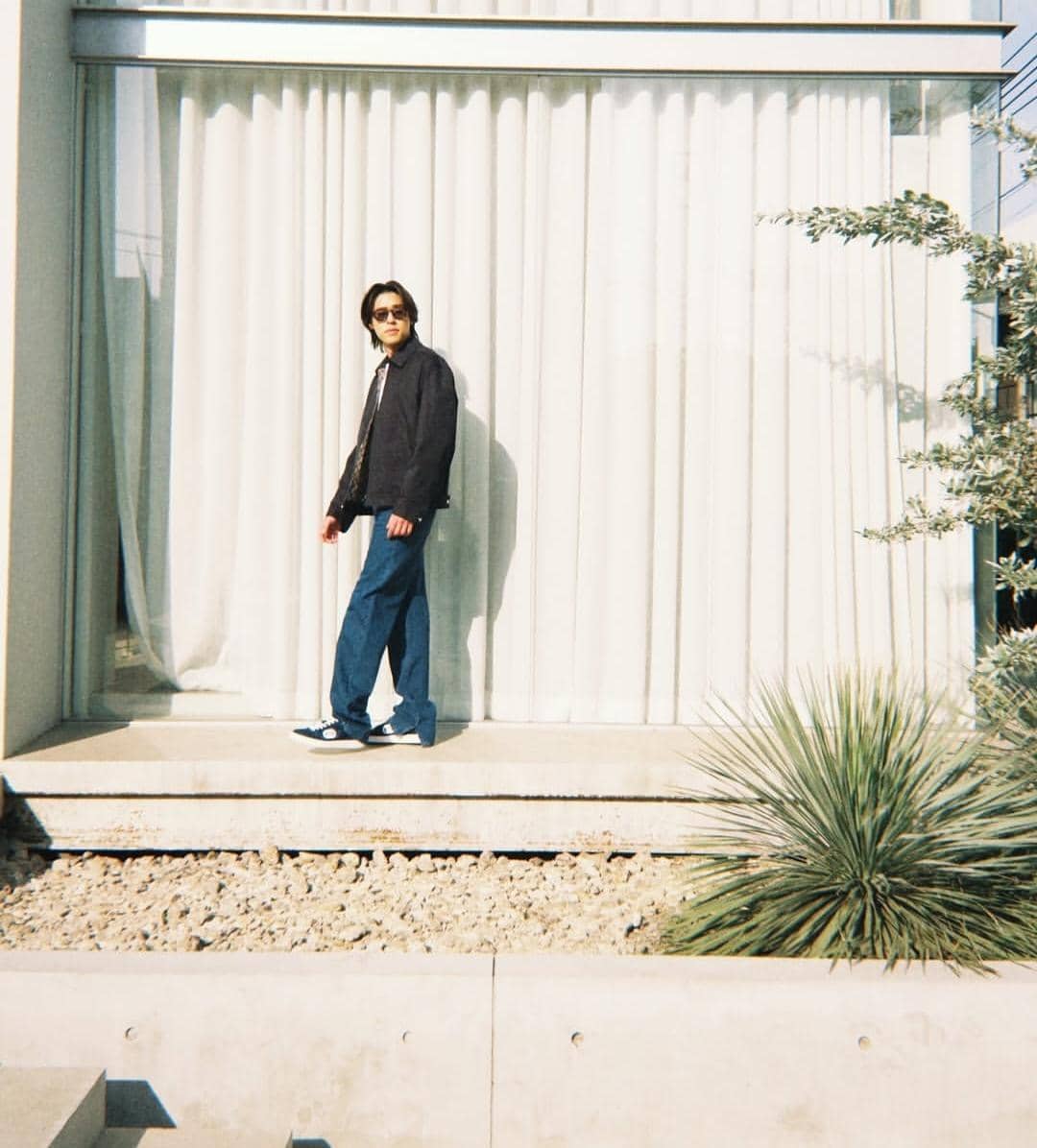 Inspirasi gaya ala Billkin Putthipong