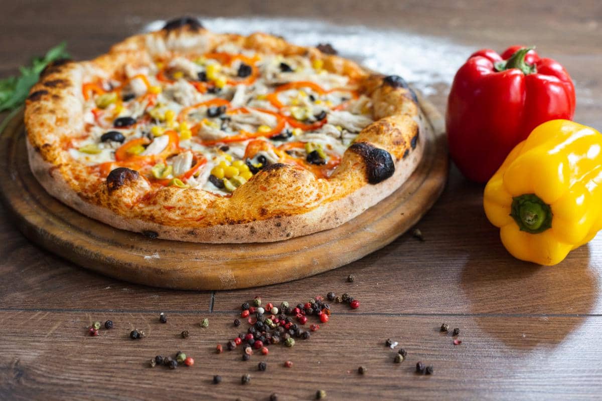 ilustrasi pizza vegan 